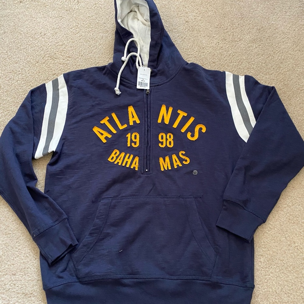 Atlantis pullover NWT
